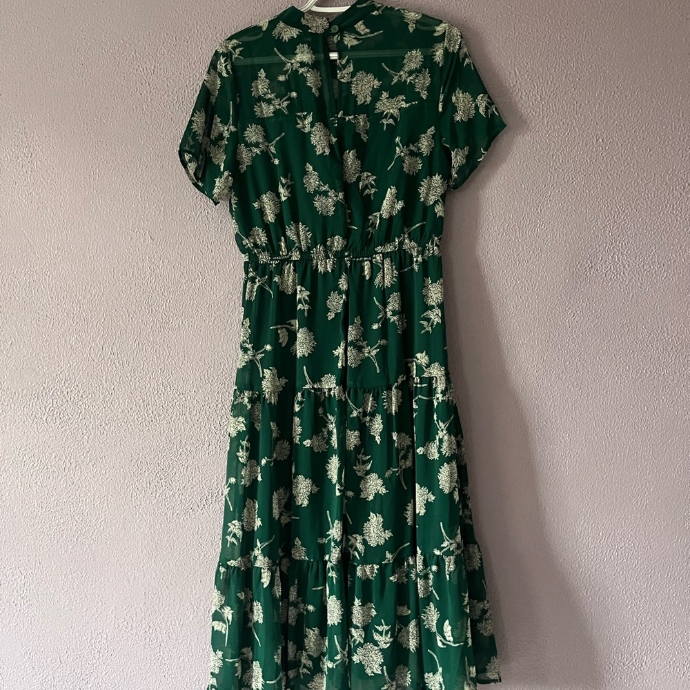 Lulu's Green Floral Midi Dress